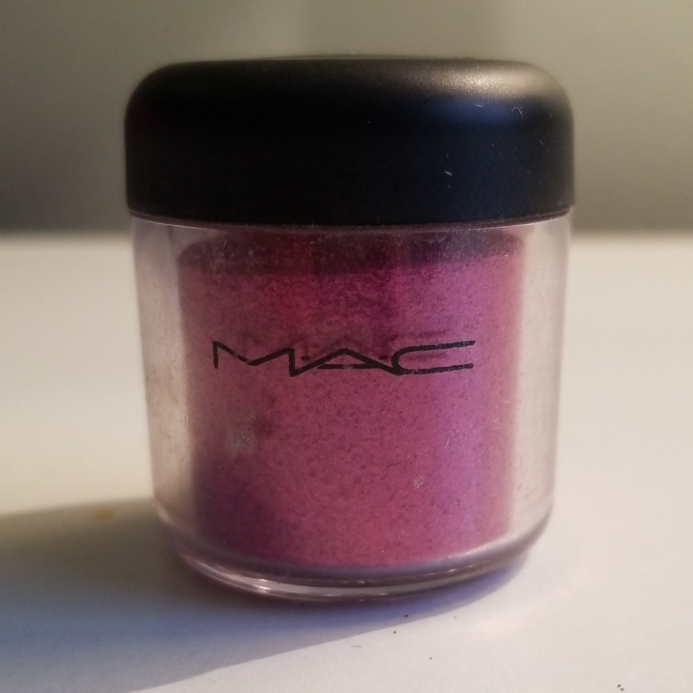 RARE DISCONTINUED MAC PIGMENT REFLECTS VERY PINK